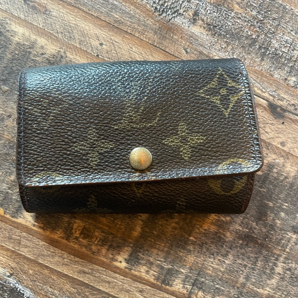 Louis Vuitton Brown Monogram Key Holder
